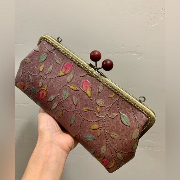Handsewn Genuine Leather Wooden Ball Kisslock Clutch/Shoulder Bag/Crossbody - Picture 4 of 16